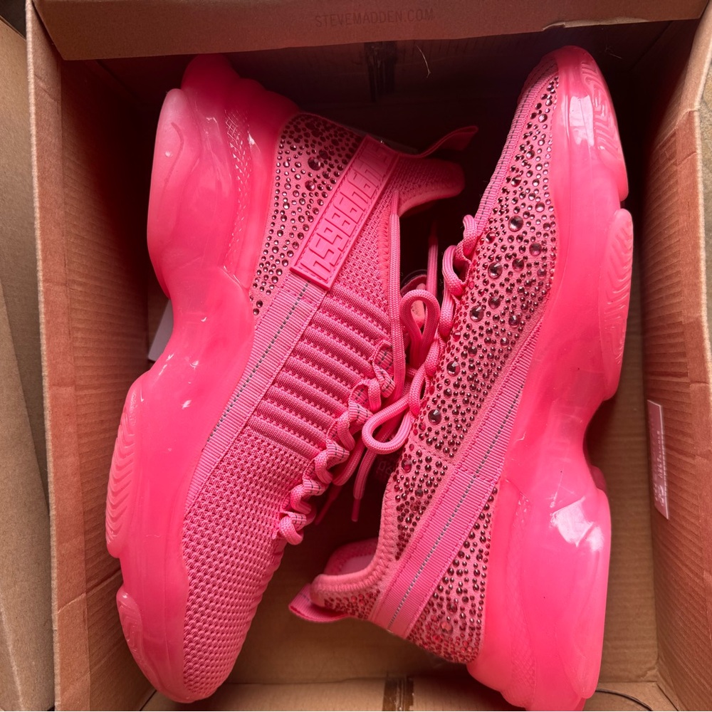 Steve Madden Women's Bright Pink Sneakers Size 11